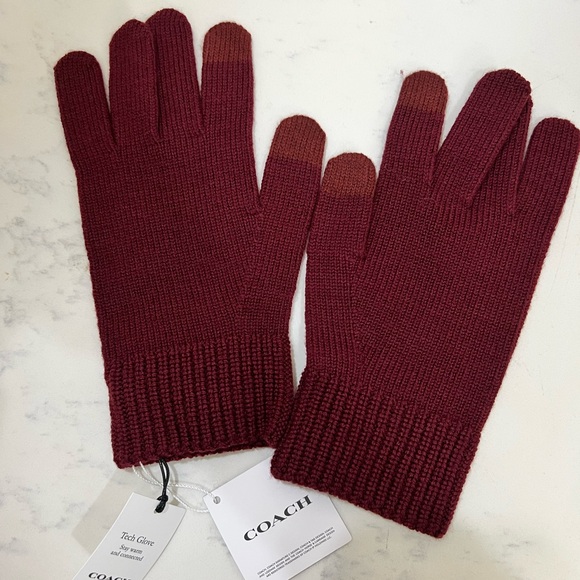 Coach Burgundy Knit Gloves - Picture 5 of 10